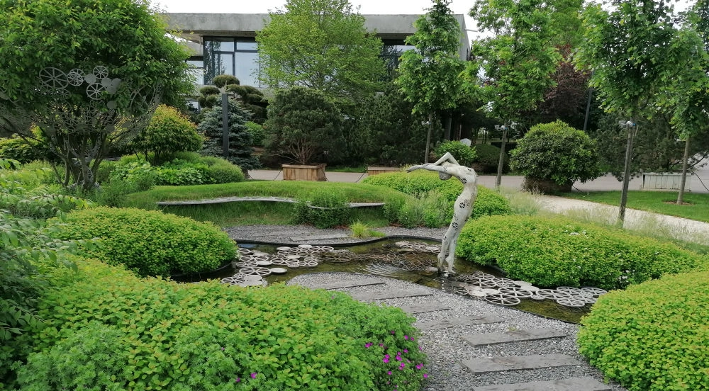 Garden Hall