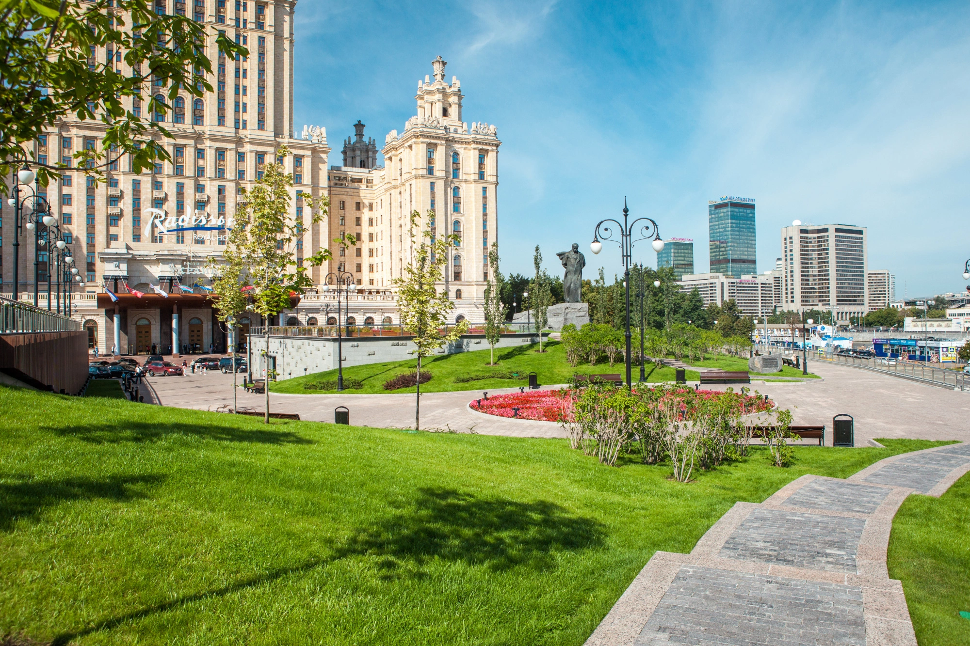 Устройство посевного газона