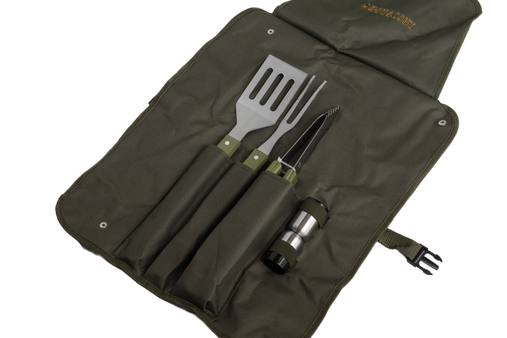 BOYSCOUT Набор сумка-фартук, вилка, лопатка, щипцы, солонка, перечница арт.61320,