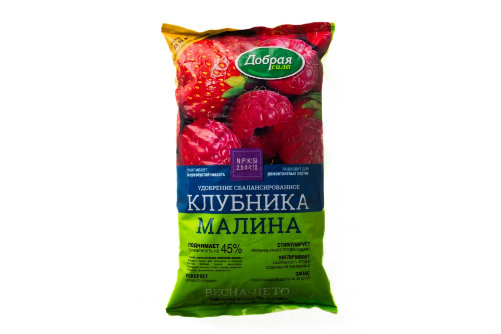 "Добрая сила" Сухое удобрение Клубника-Малина, пакет 0,9 кг