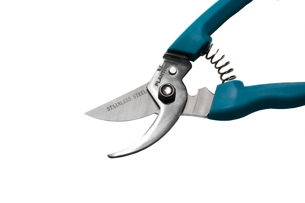 Секатор плоскостной Plantic Light L61 арт.25261-01,