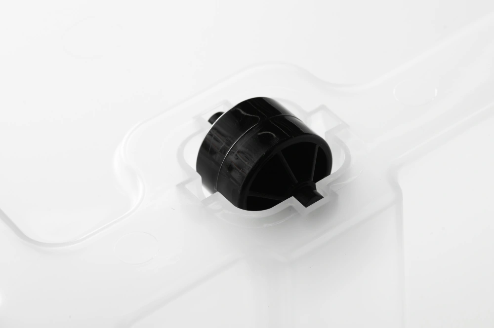 Ящик с крышкой и клипсами на роликах прозрачный, 580х390х180мм