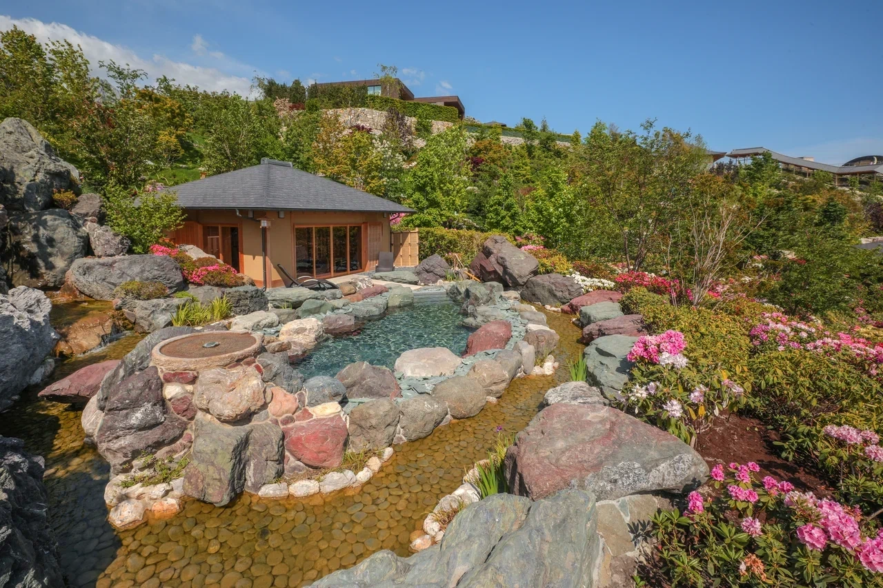 Японский сад «Rikkyo-en» (Отель  Mriya Resort & Spa)